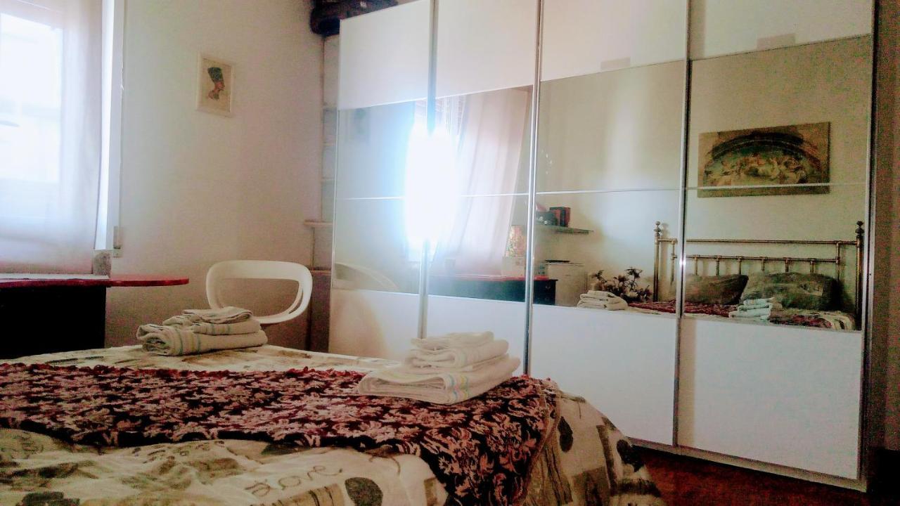 Big Room In Private Appartament, Close To The Station And Center Of City Bergamo Buitenkant foto
